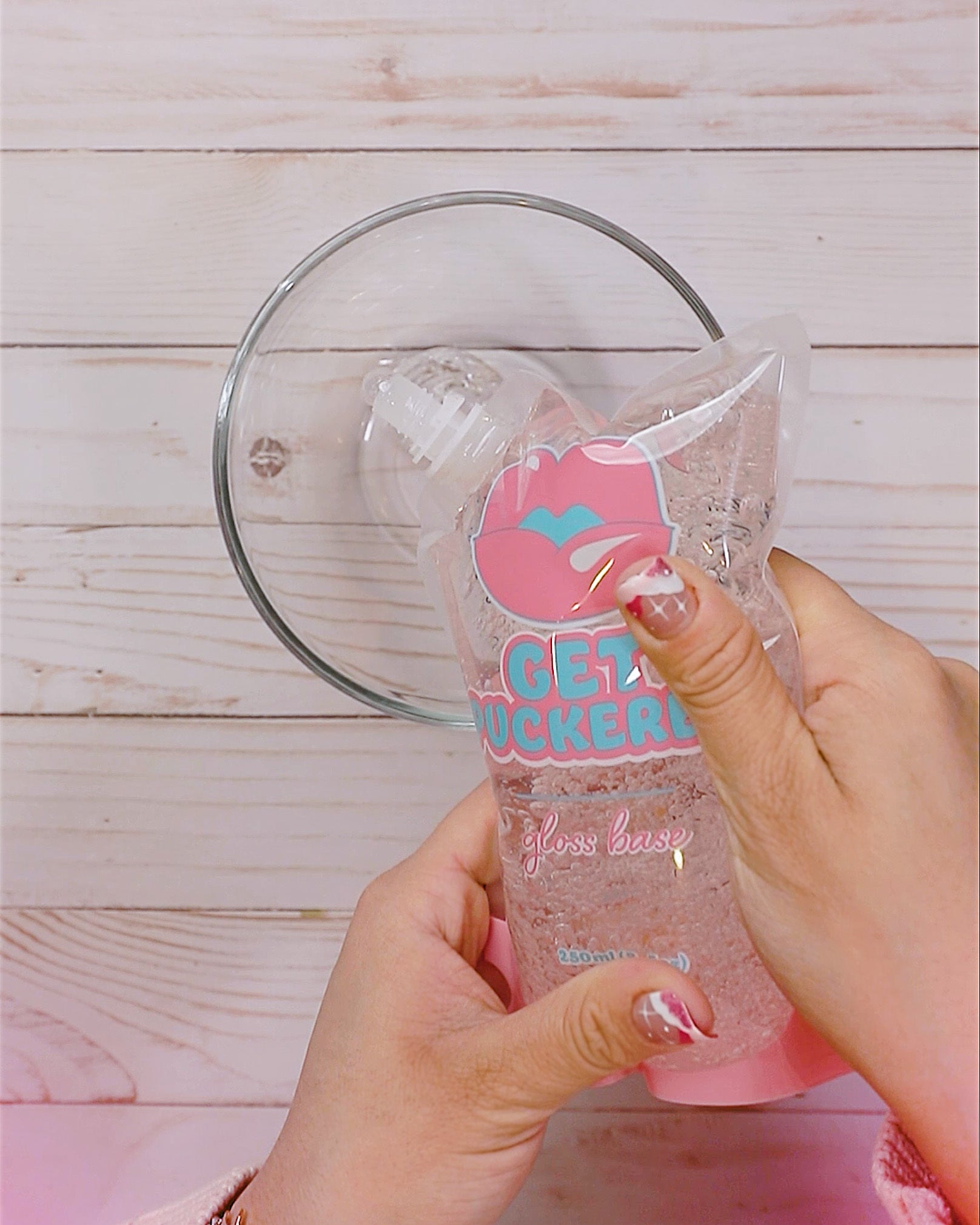 Get Suckered lip gloss base for homemade beauty formulations