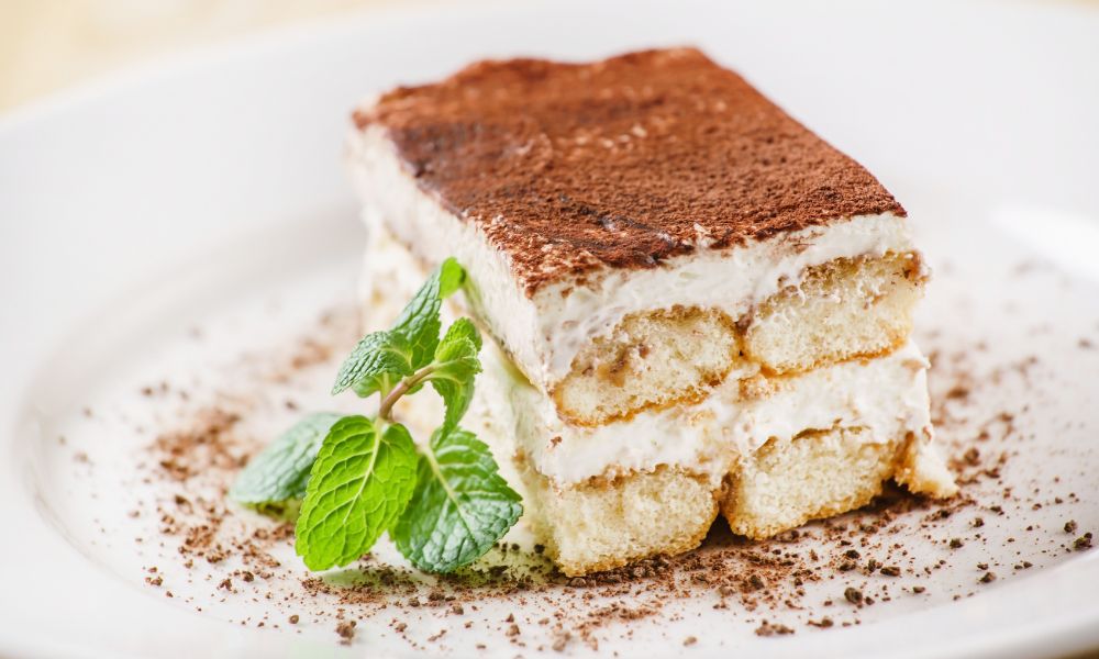 5 Popular Desserts That Taste Better With Coffee Flavoring