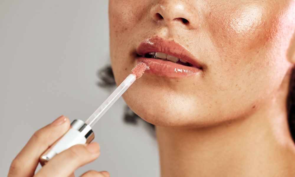 Tips for Adding Flavor to Your DIY Lip Gloss