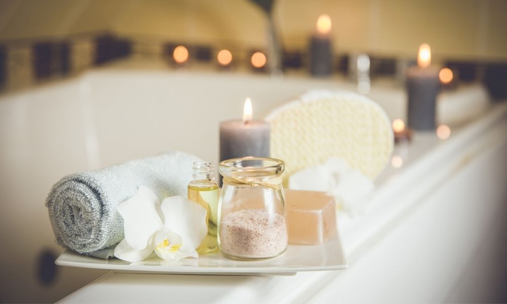 Best Beauty-Related Ways To Pamper Yourself